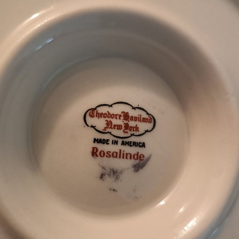 Vintage Theodore Haviland Rosalinde. Round Gravy Boat/Attached Underplate - Picture 4 of 4